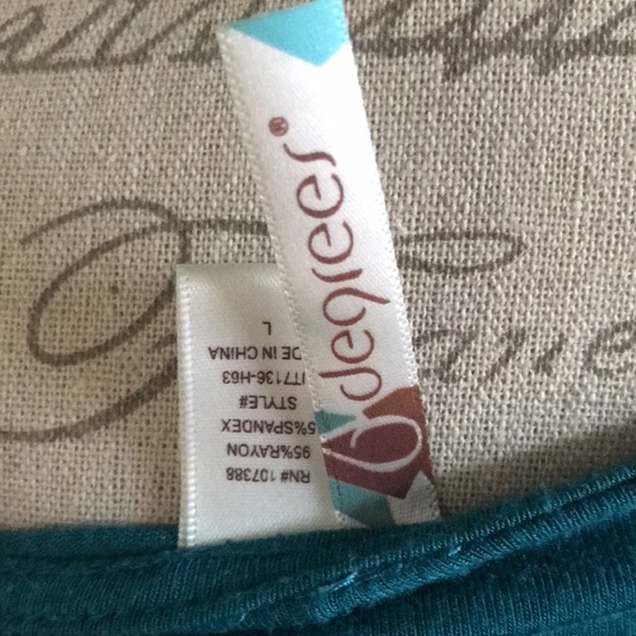 6 Degrees Teal Tunic w/ Beaded Flower Size L - Picture 4 of 4